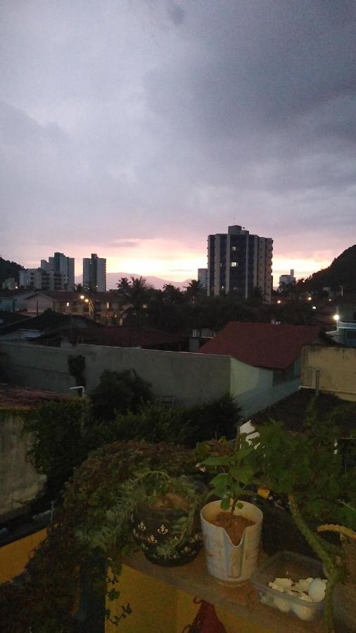 Apartamento Com Piscina Na Martim De Sa カラグァタトゥバ エクステリア 写真